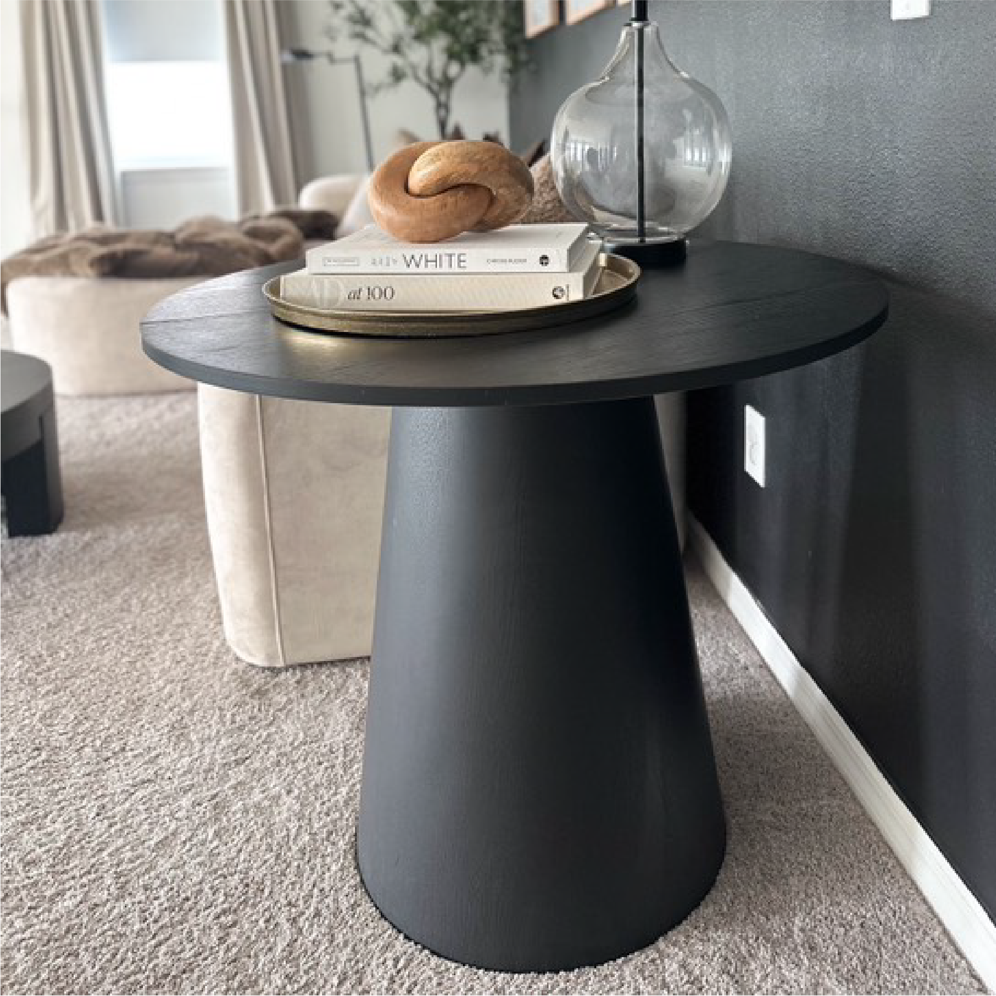 Dwen 35" Modern Round Pedestal Console Table